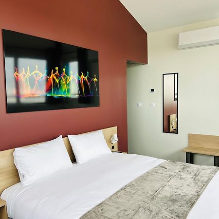 Hotel Wood Inn Bordeaux Aeroport Mérignac Eksteriør billede