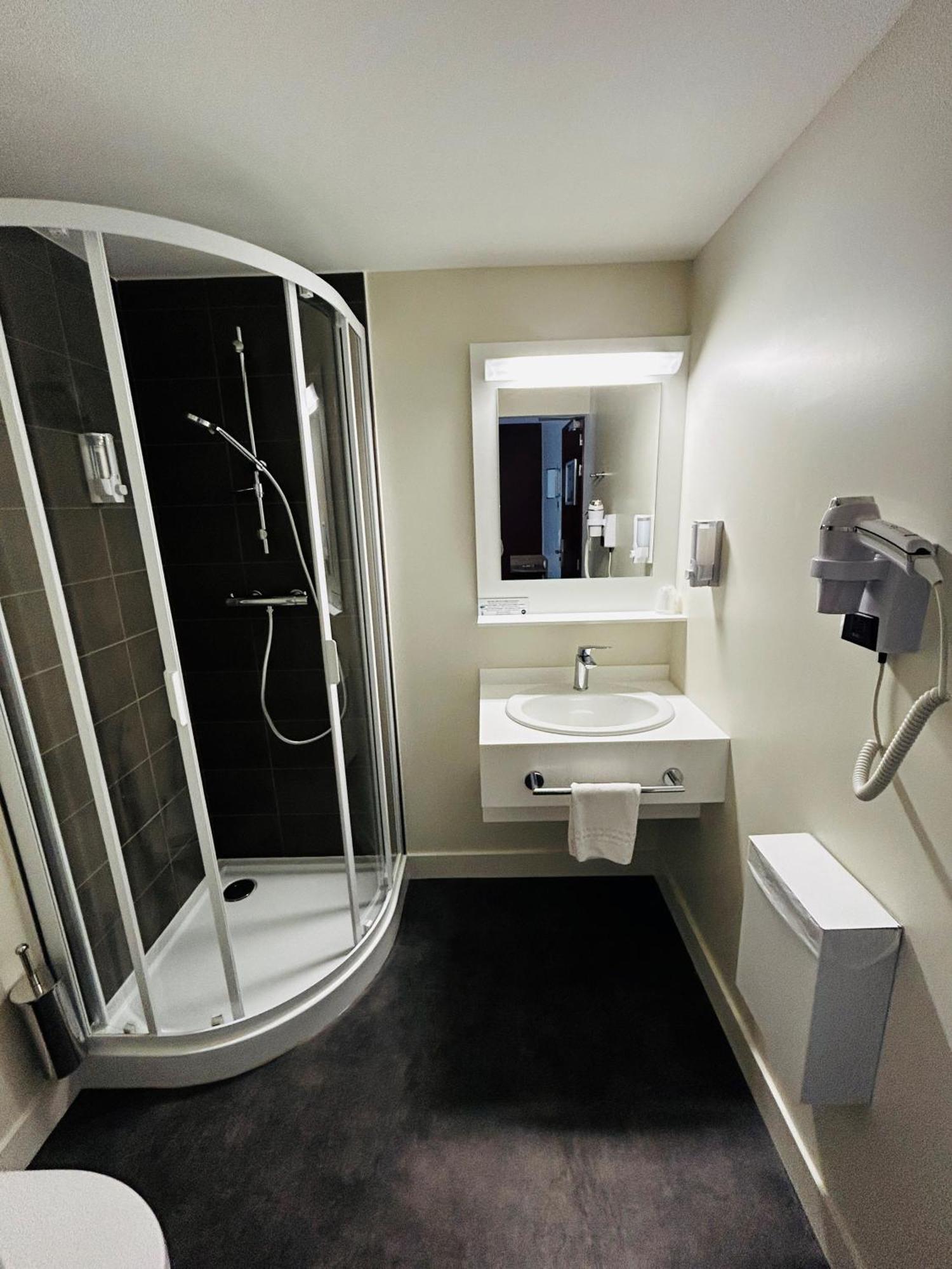 Hotel Wood Inn Bordeaux Aeroport Mérignac Eksteriør billede