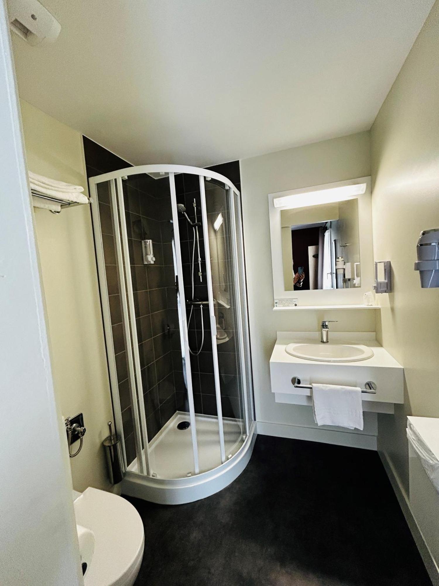 Hotel Wood Inn Bordeaux Aeroport Mérignac Eksteriør billede